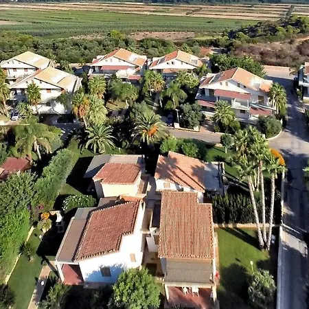 L'oasi Di Athena Villa