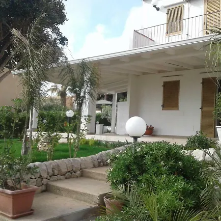 L'oasi Di Athena